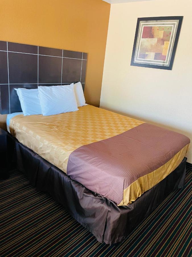 Sona Inn Dilley Екстер'єр фото
